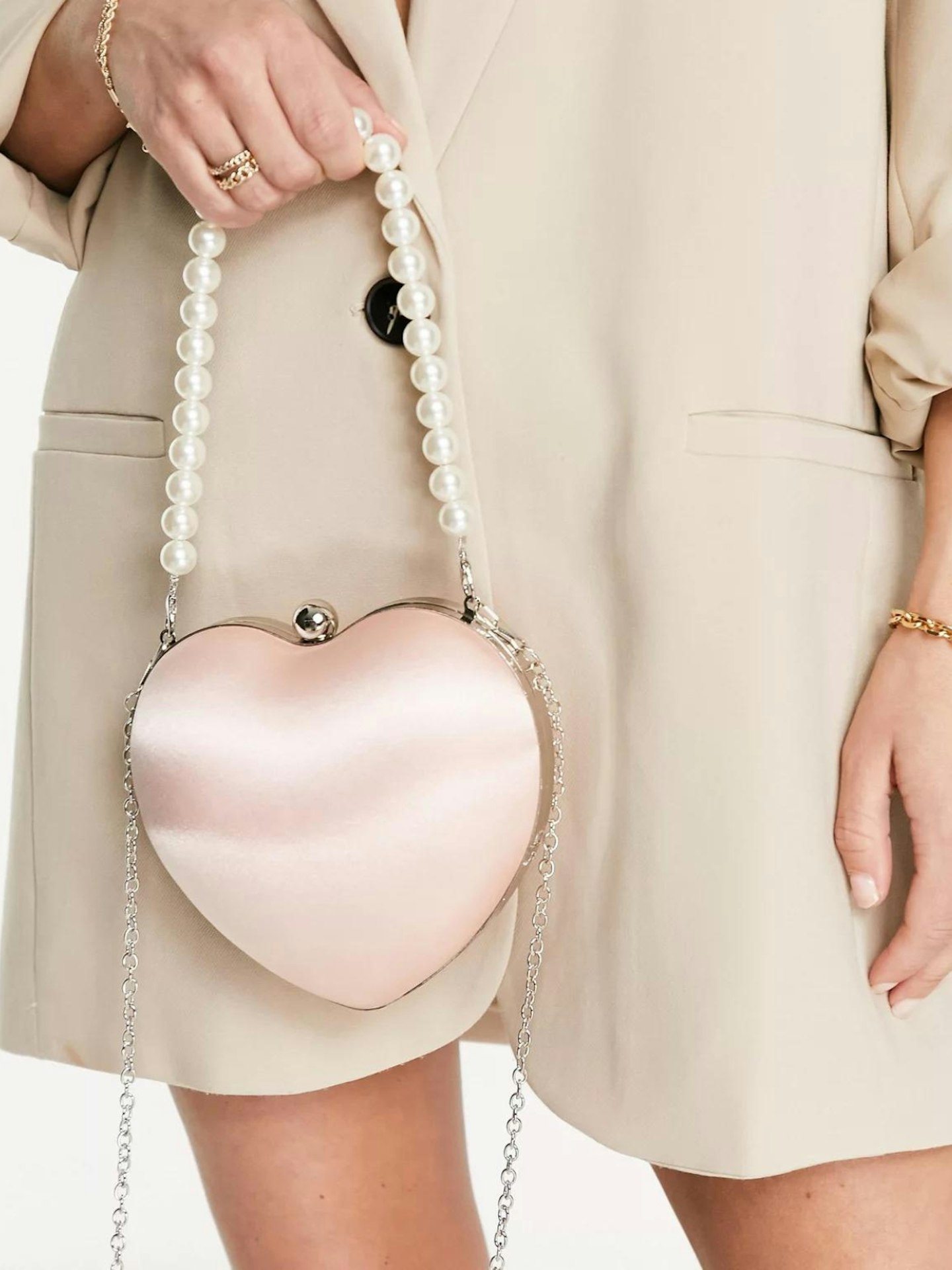 True Decadence Exclusive Heart Clutch Bag in Pink Satin 