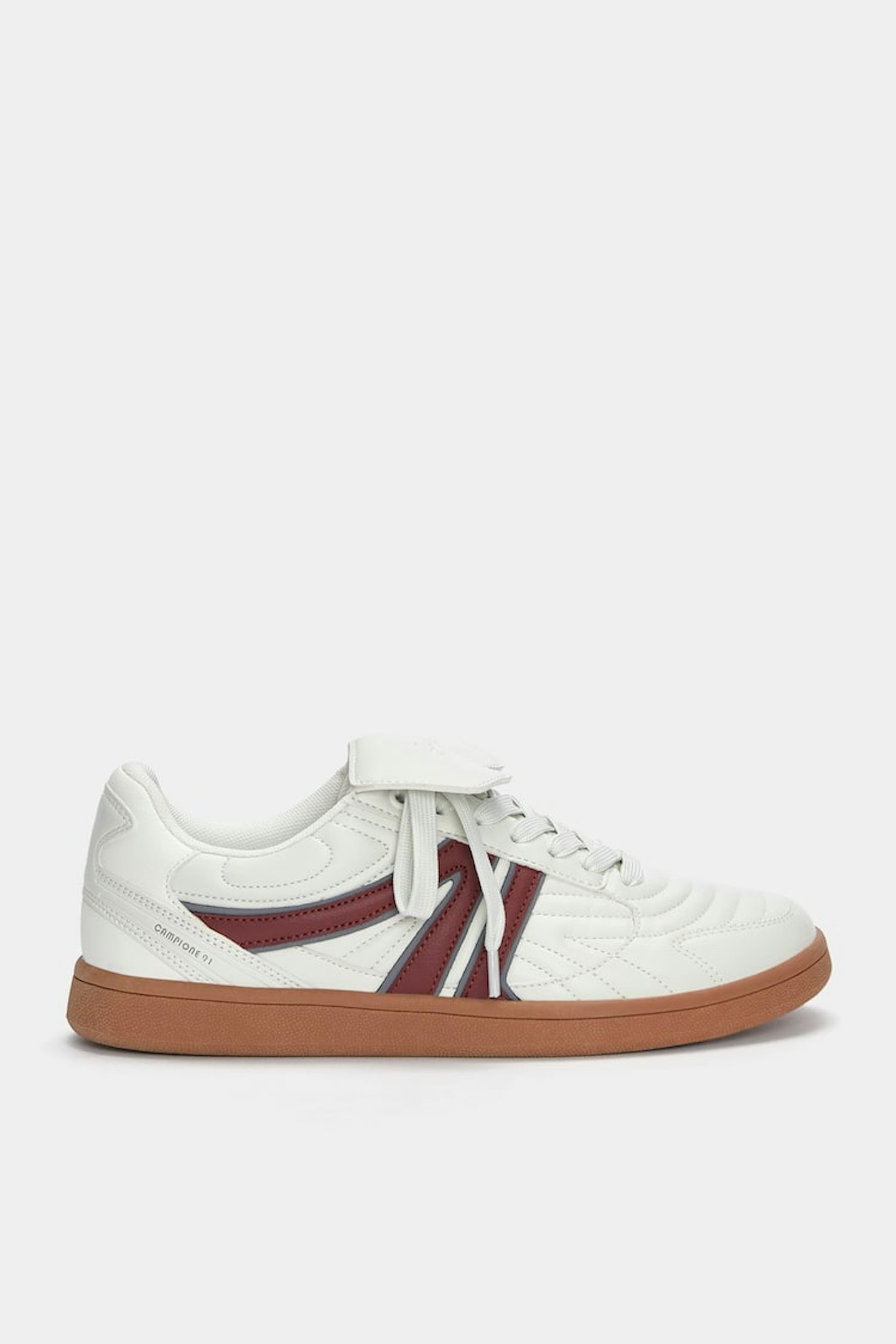 Pull and Bear Retro Trainers With Tongue 