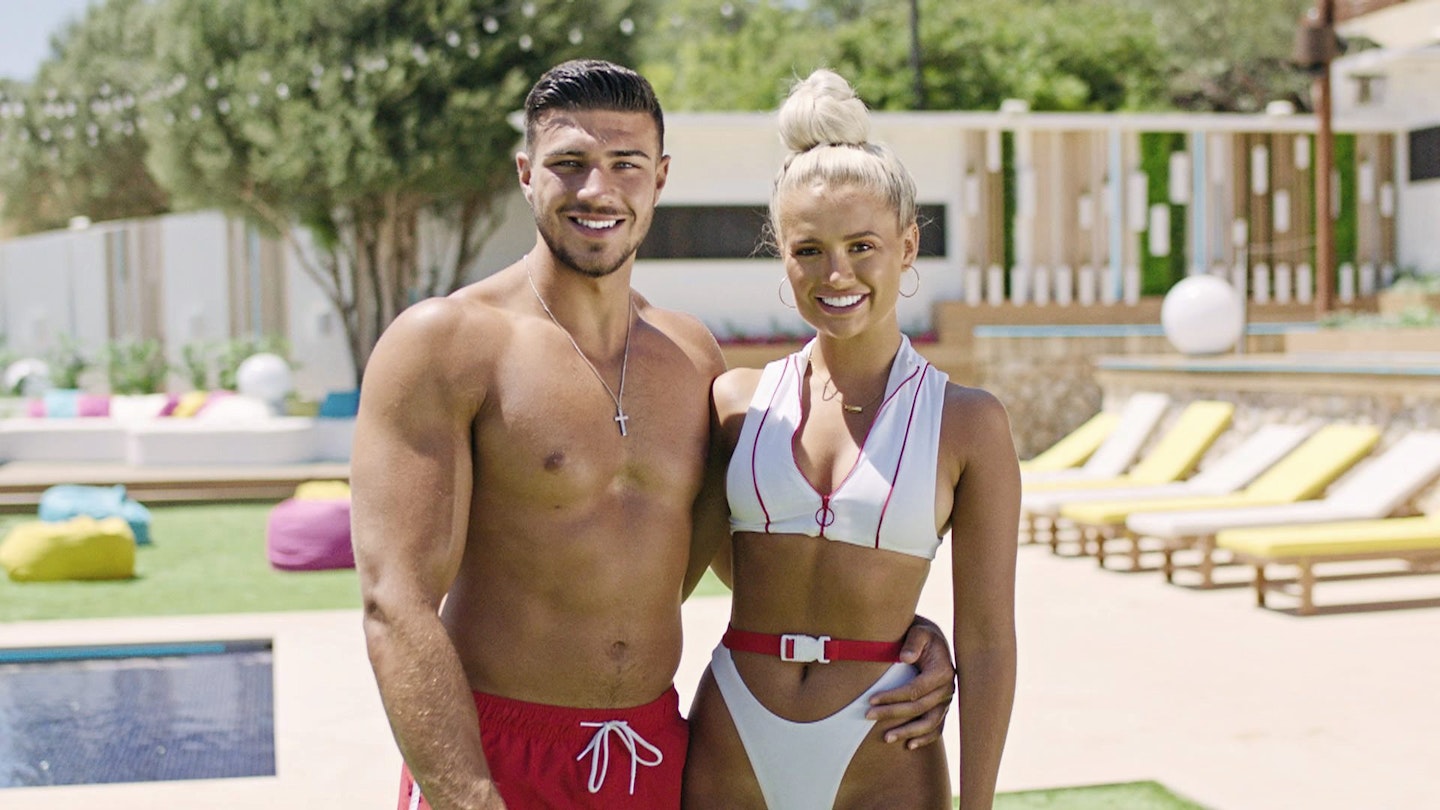 tommy fury and molly mae love island villa