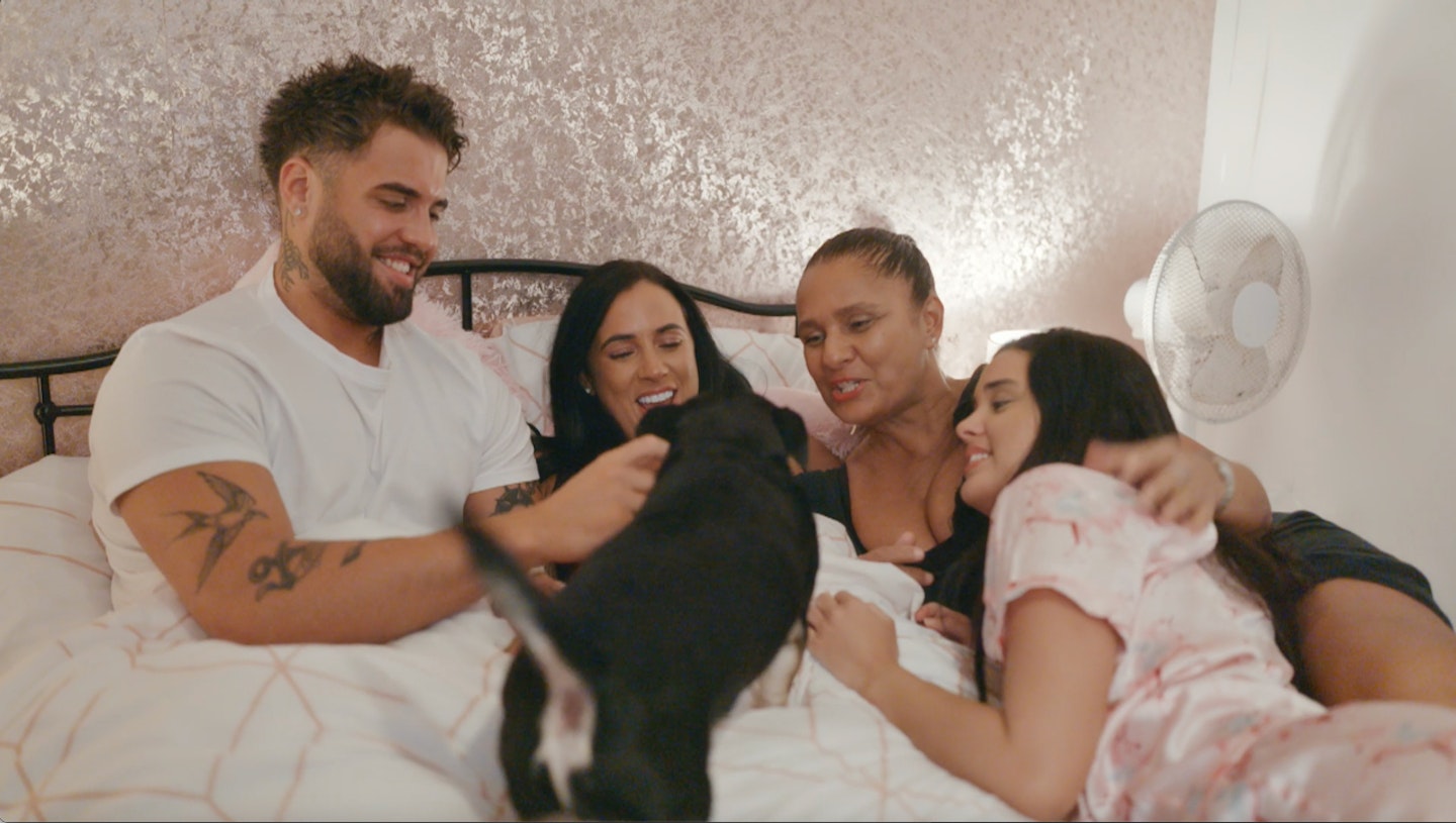 MAFS UK's Nathan, Lacey, her mum, her sister and her dog