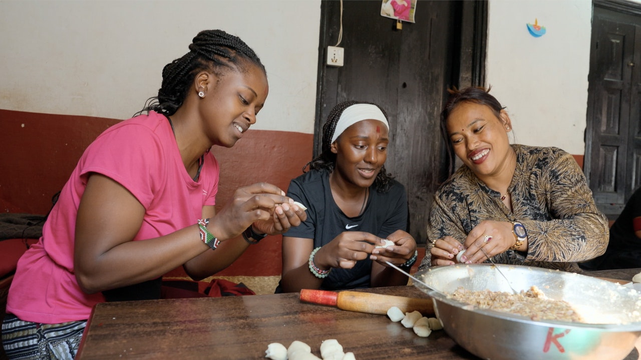 Elizabeth and Letitia on Race Across The World