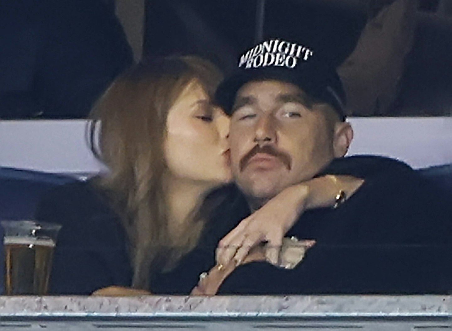 taylor swift and travis kelce