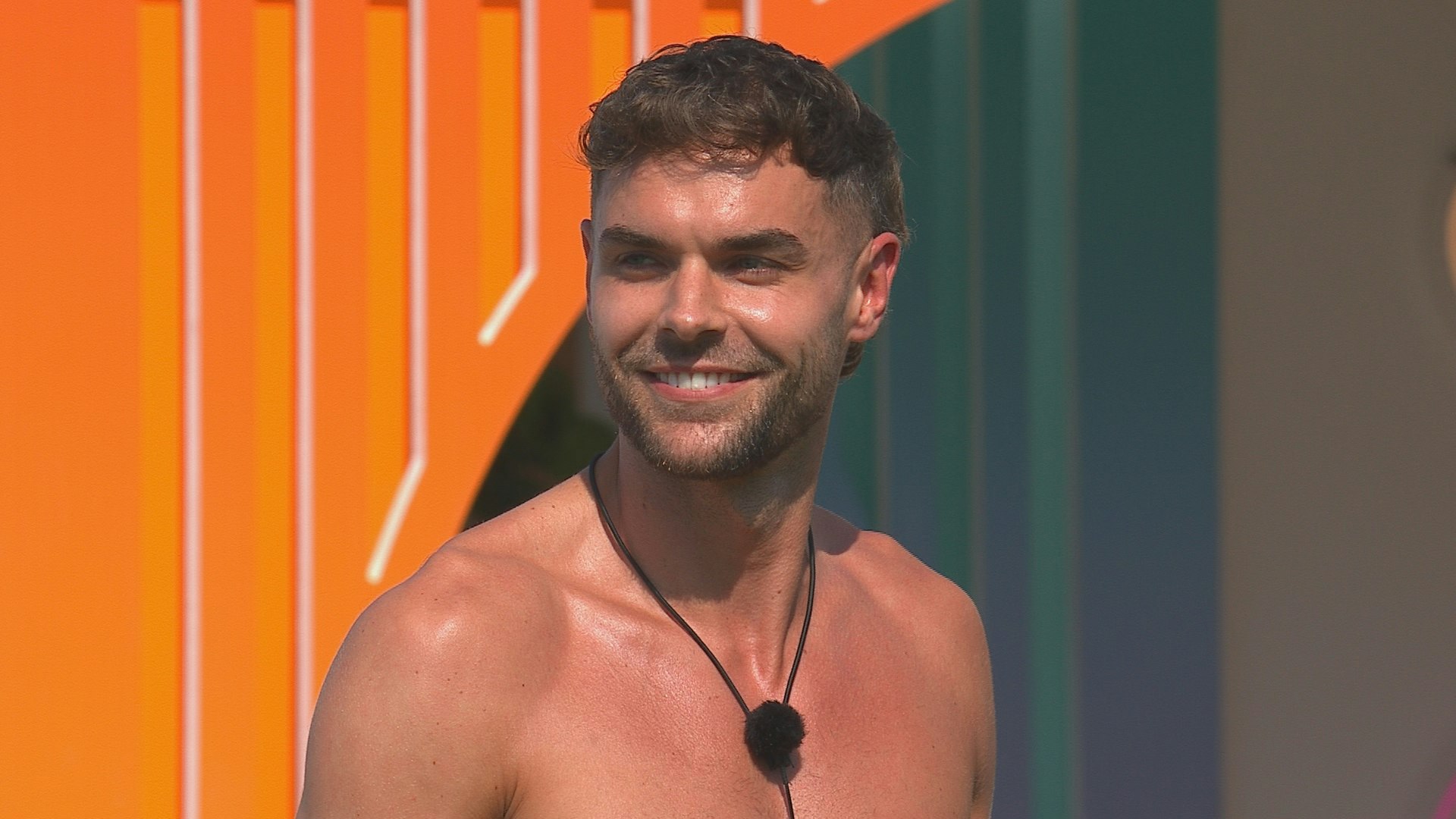 Love Island's Harry Cooksley: his age, ex-girlfriend and Declan Rice