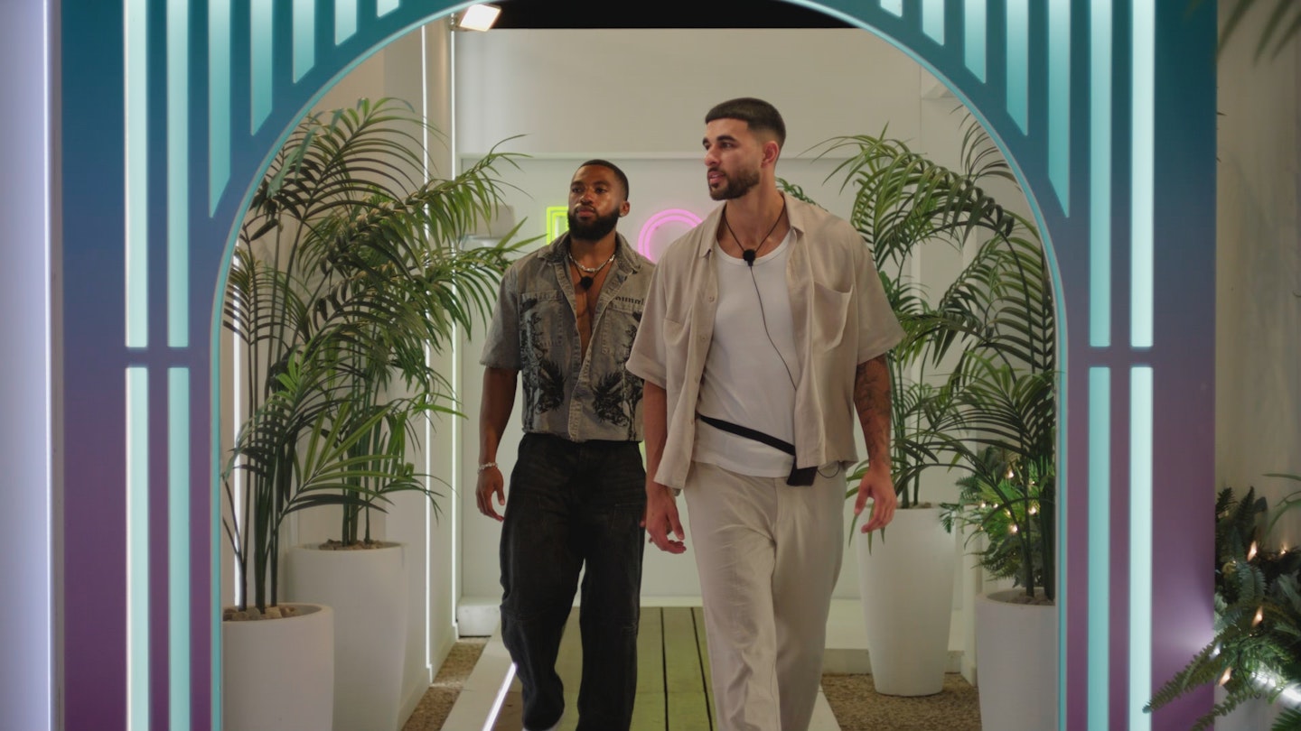 love island bombshells remell and shae