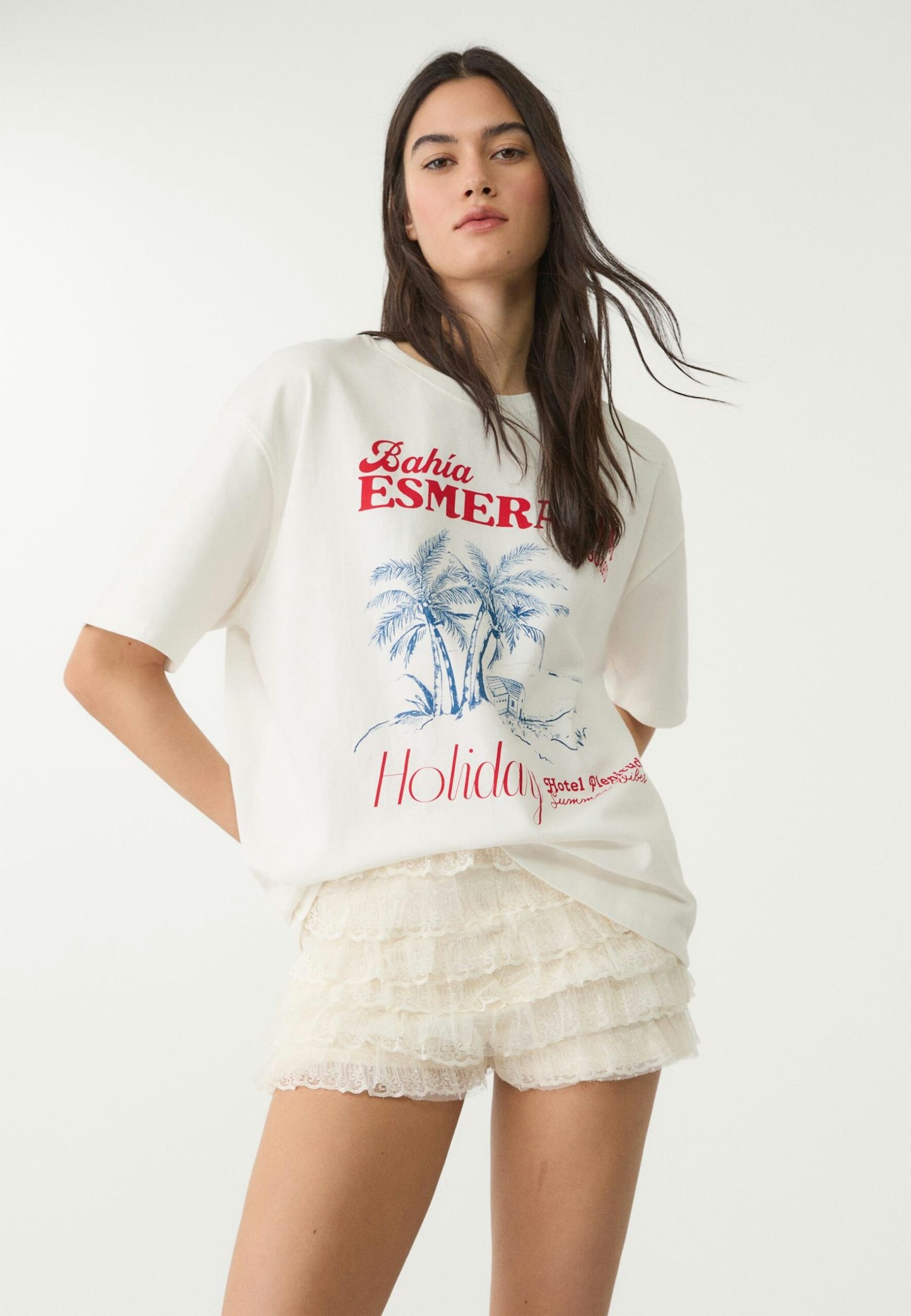 Stradivarius Ruffled Lace Shorts
