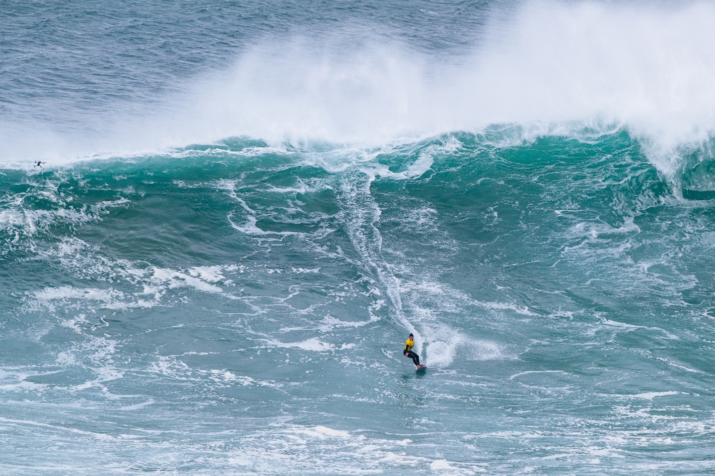 Laura Crane surfing