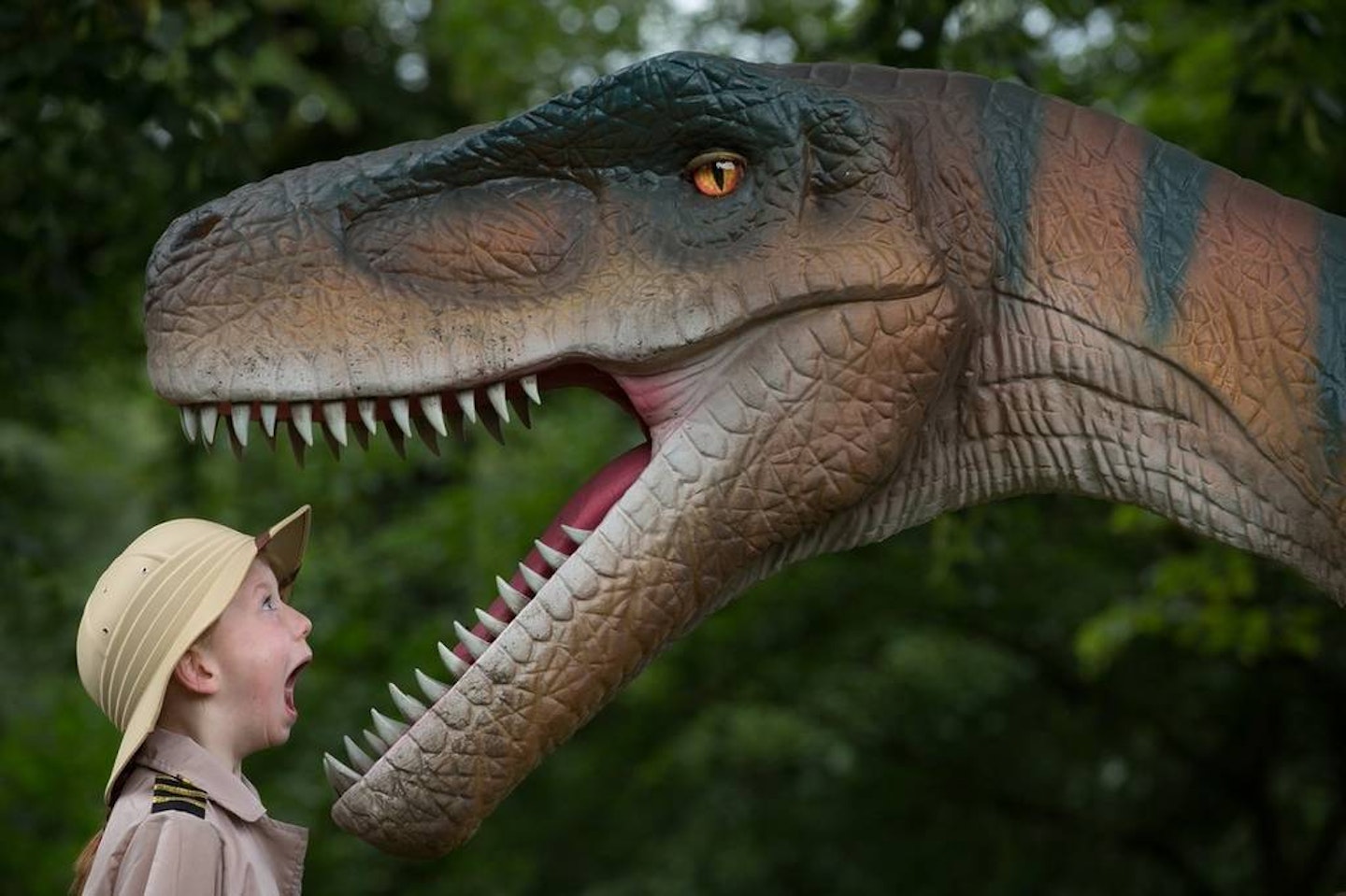 lost kingdom dinosaur eating child