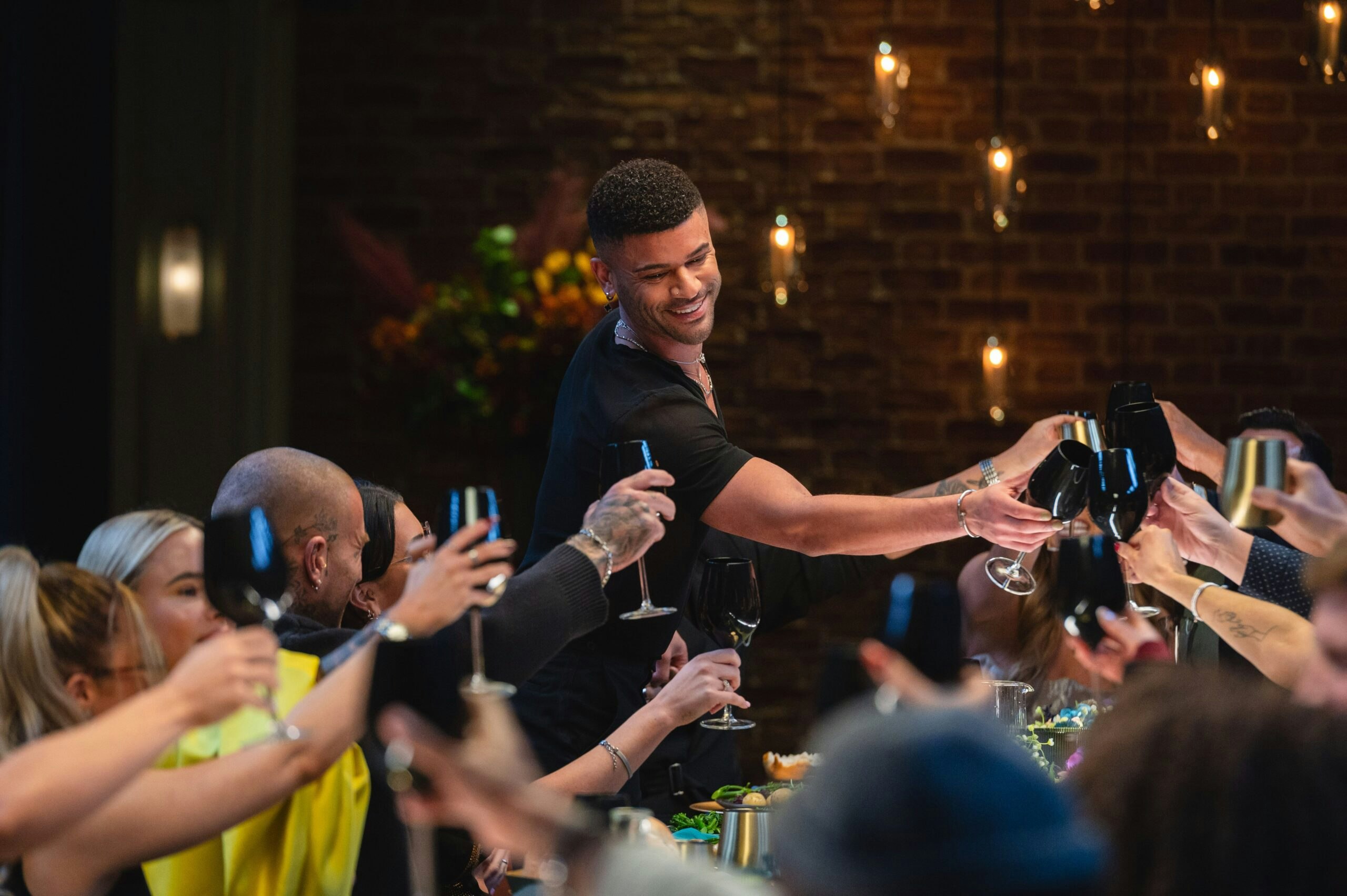 mafs keye luke at a dinner party