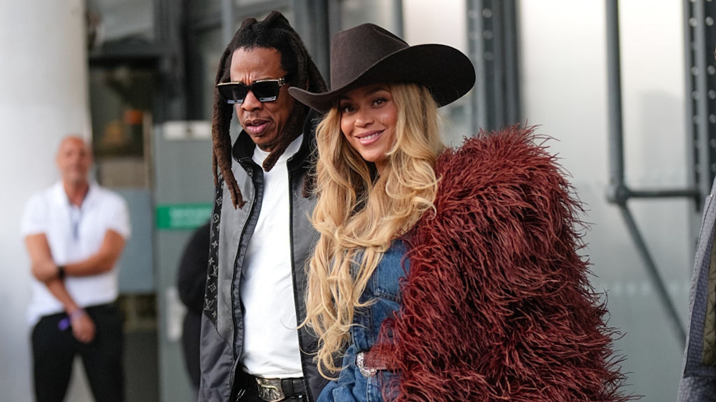 Jay-Z living in fear of ‘tell-all’ that could destroy marriage to Beyonce