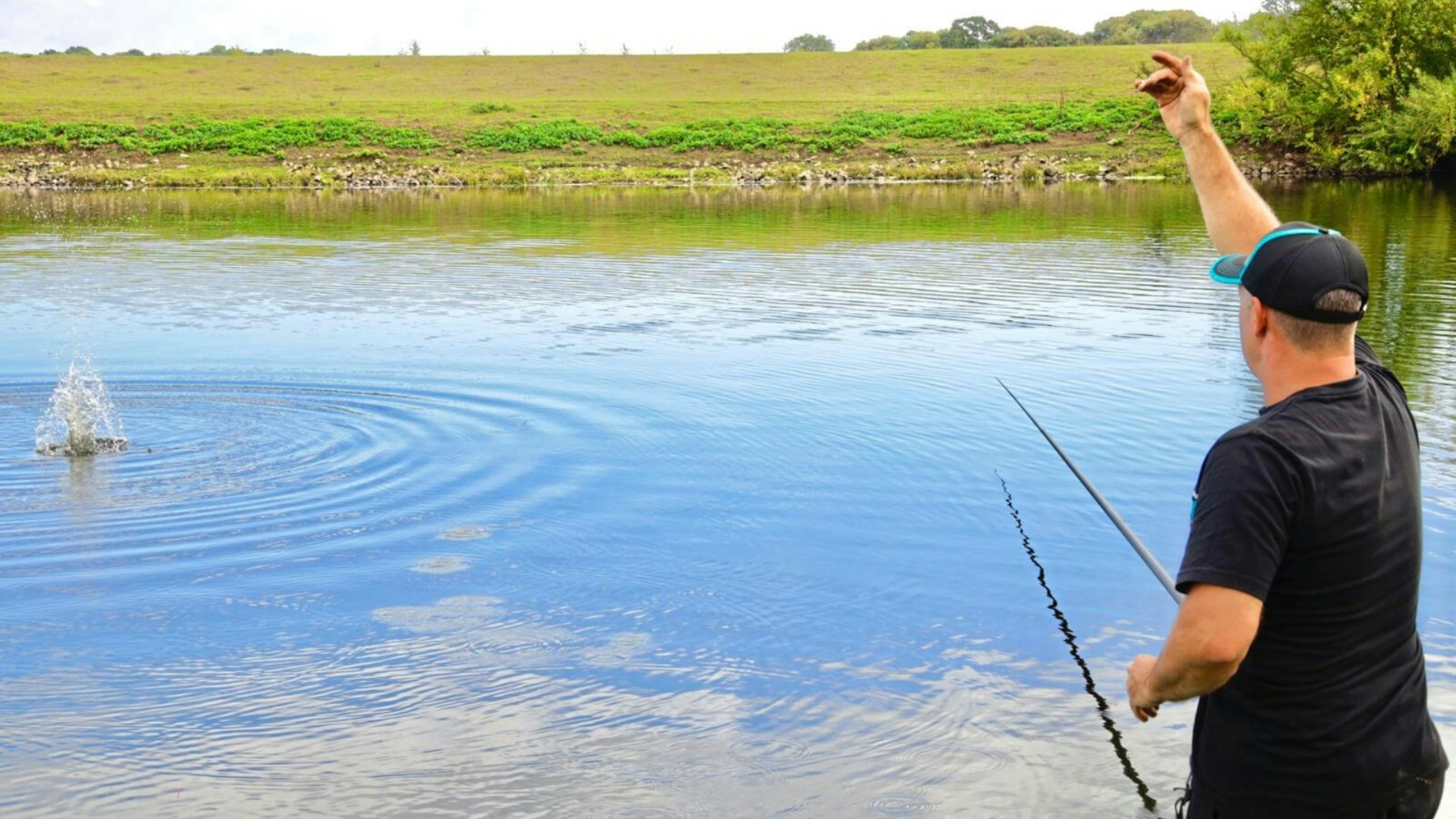 Steve introducing groundbait