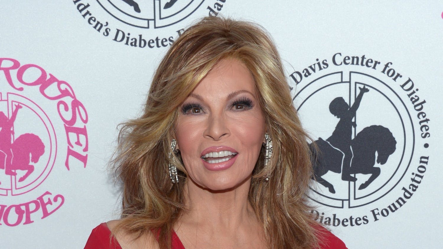 Raquel Welch Dies, Aged 82