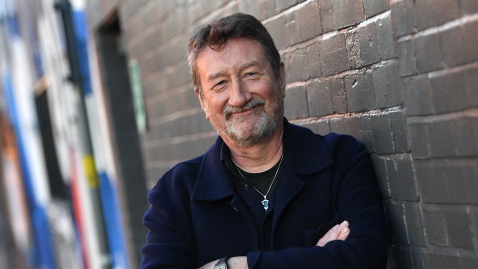 Steven Knight To Replace Damon Lindelof On Script For New Star Wars Movie