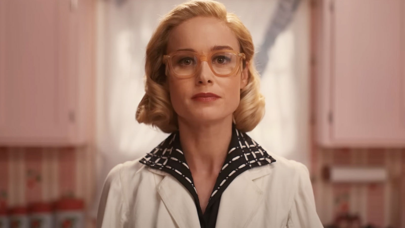 Lessons In Chemistry Trailer Sees Brie Larson Go From Scientist To Lessons in chemistry trailer sees brie larson go from scientist to