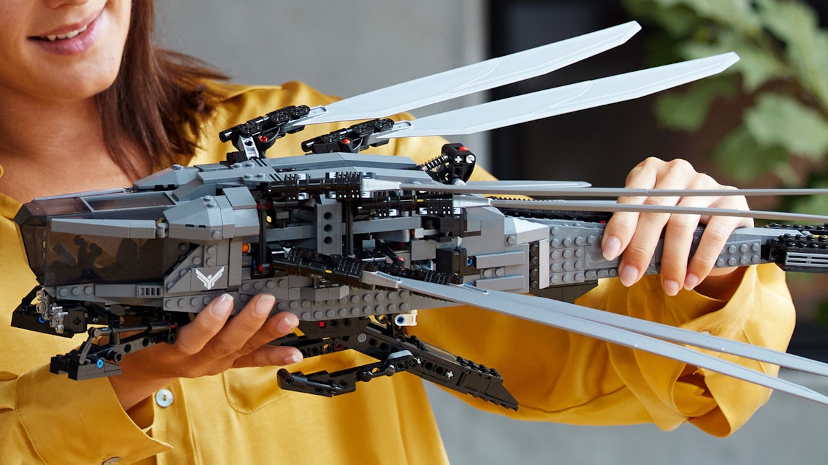 LEGO Reveals New Dune Atreides Royal Ornithopter And Minifigures Set