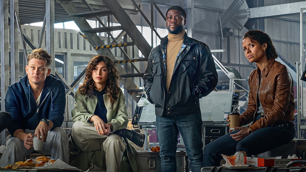 Lift Trailer Kevin Hart Must Pull Off An Inflight Heist In The New Lift Trailer Kevin Hart Must Pull Off An Inflight Heist In The New