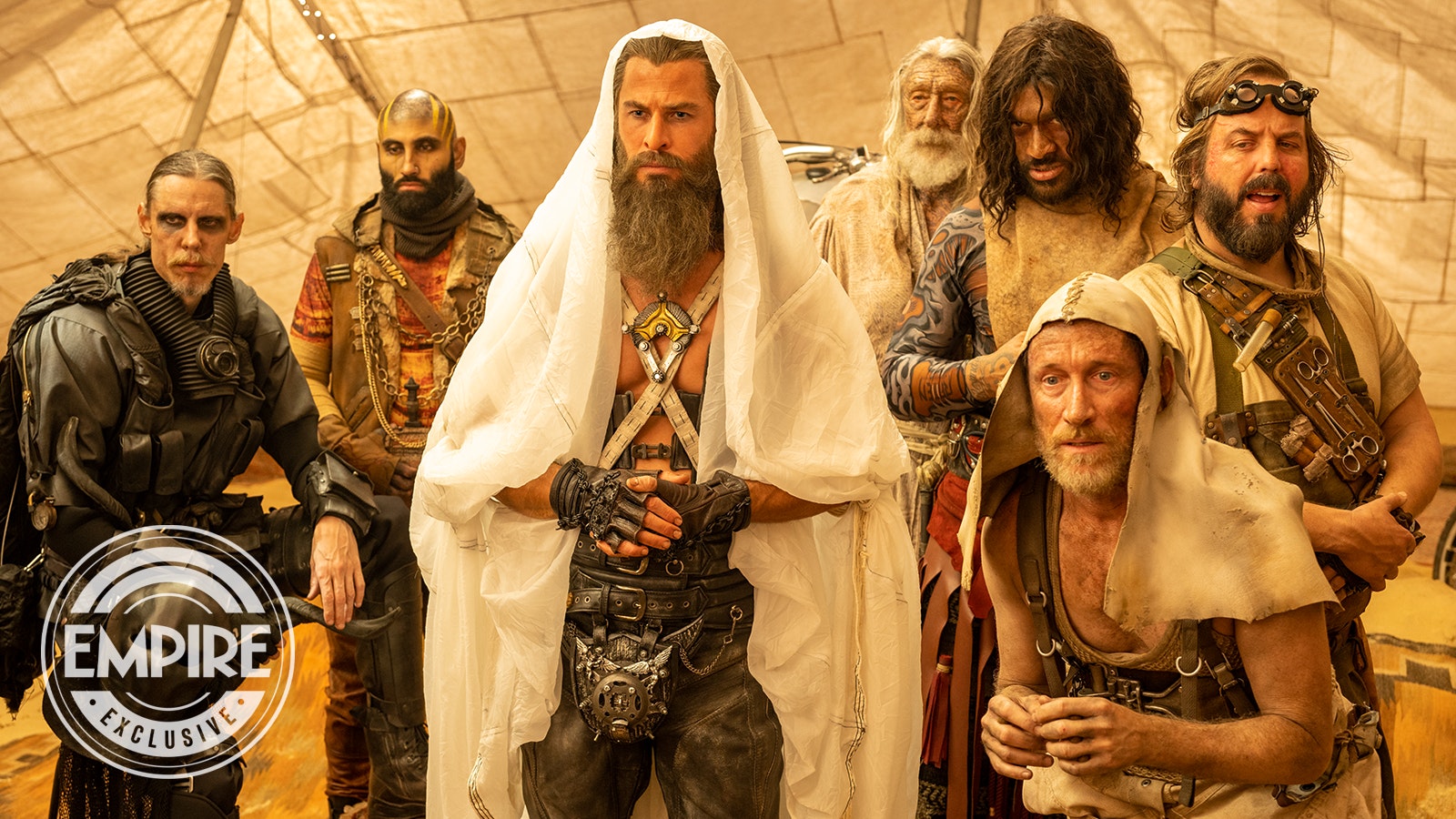 New behind-the-scenes pic of Chris Hemsworth in 'Furiosa: A Mad Max ...