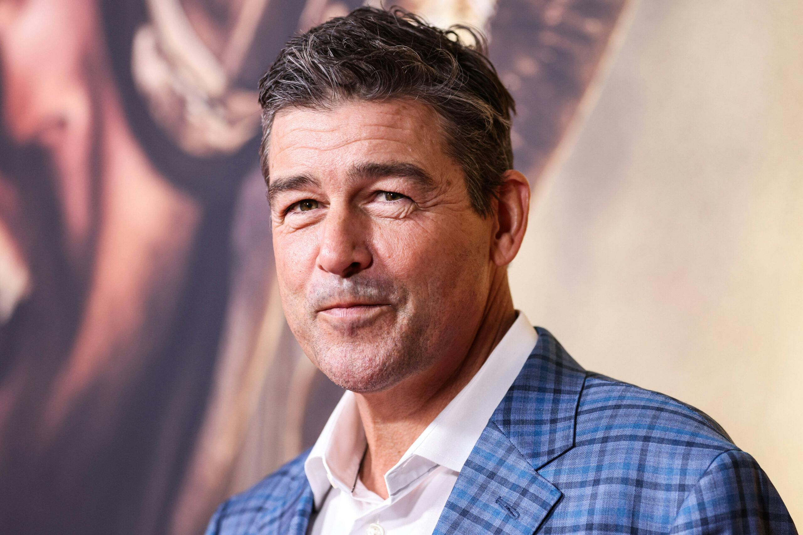 Green Lantern Series From HBO And DC Eyes Kyle Chandler To Star