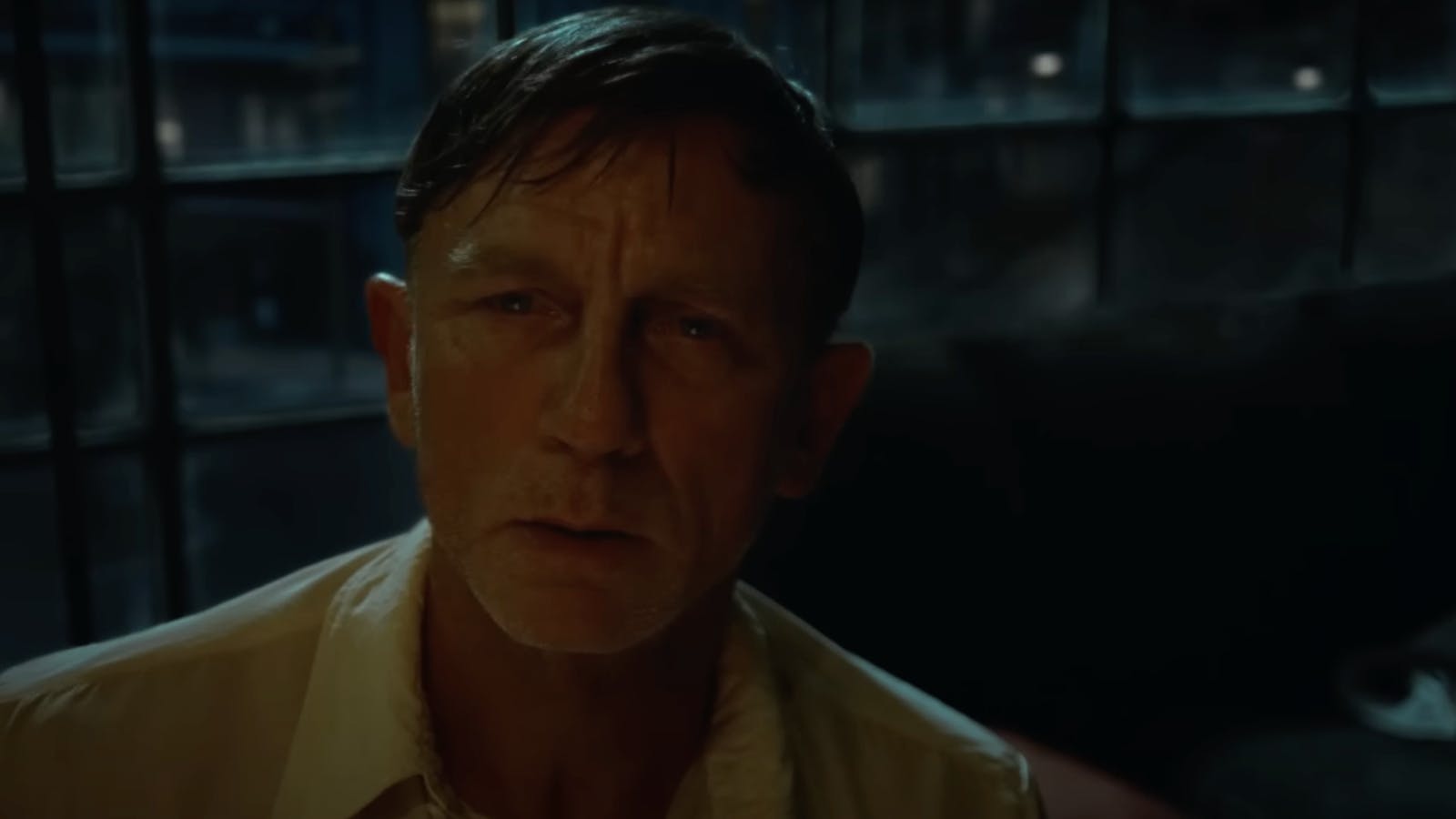 Queer Trailer: Daniel Craig Pines For Drew Starkey In Luca Guadagnino's ...