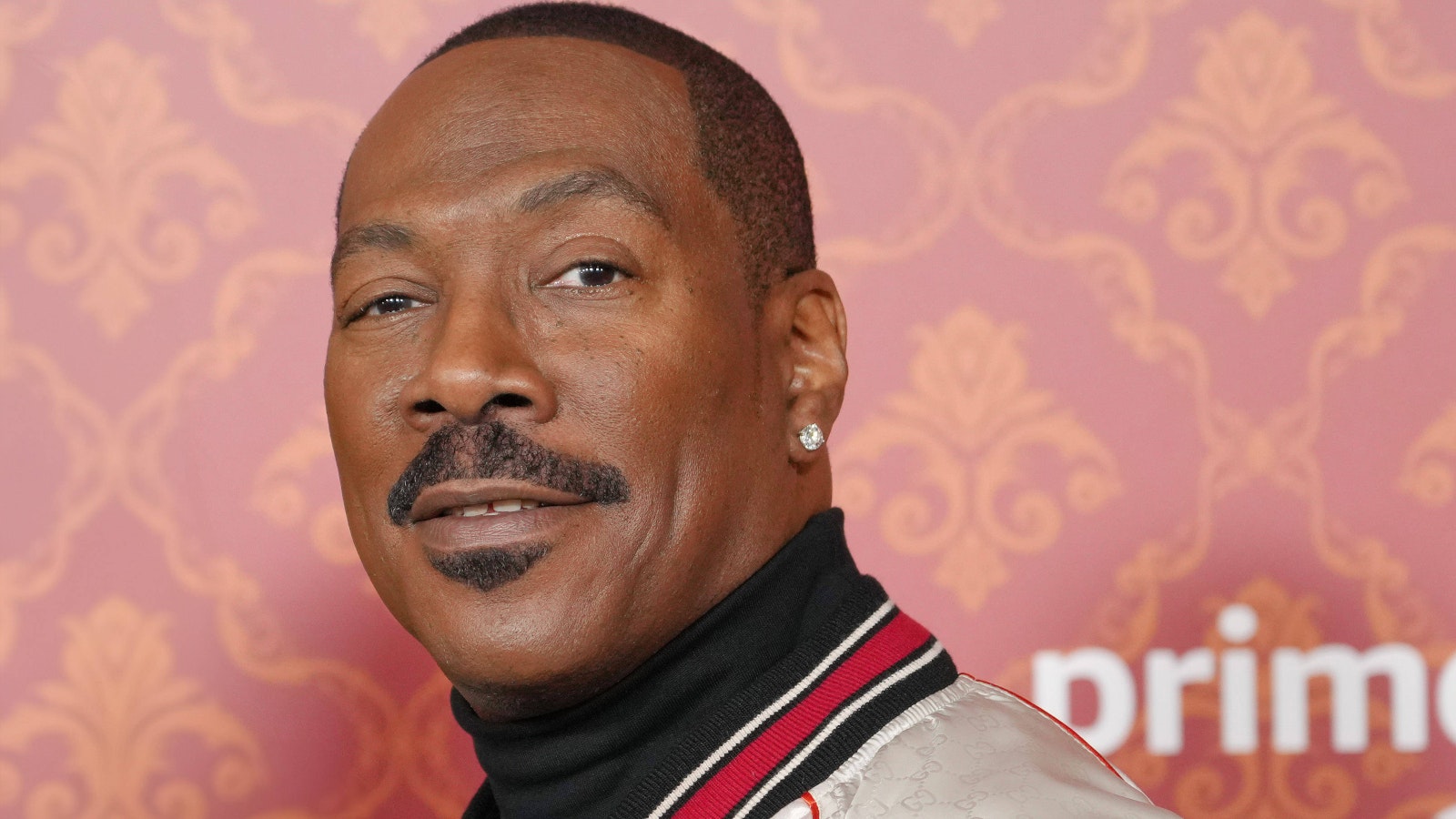 Eddie Murphy to Star as Retired Superspy in 'Blue Falcon'