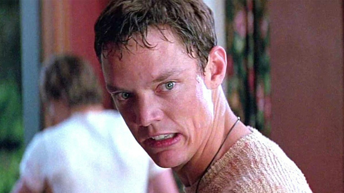 Stu Machar Robe Matthew Lillard Will Return As Stu Macher In Scream 7