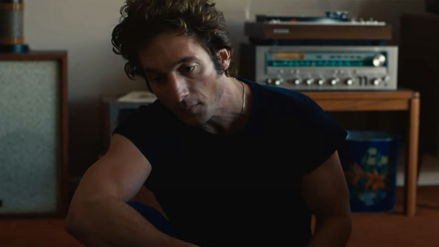 Jeremy Strong Springsteen Springsteen: Deliver Me From Nowhere Review – 'A boss performance'