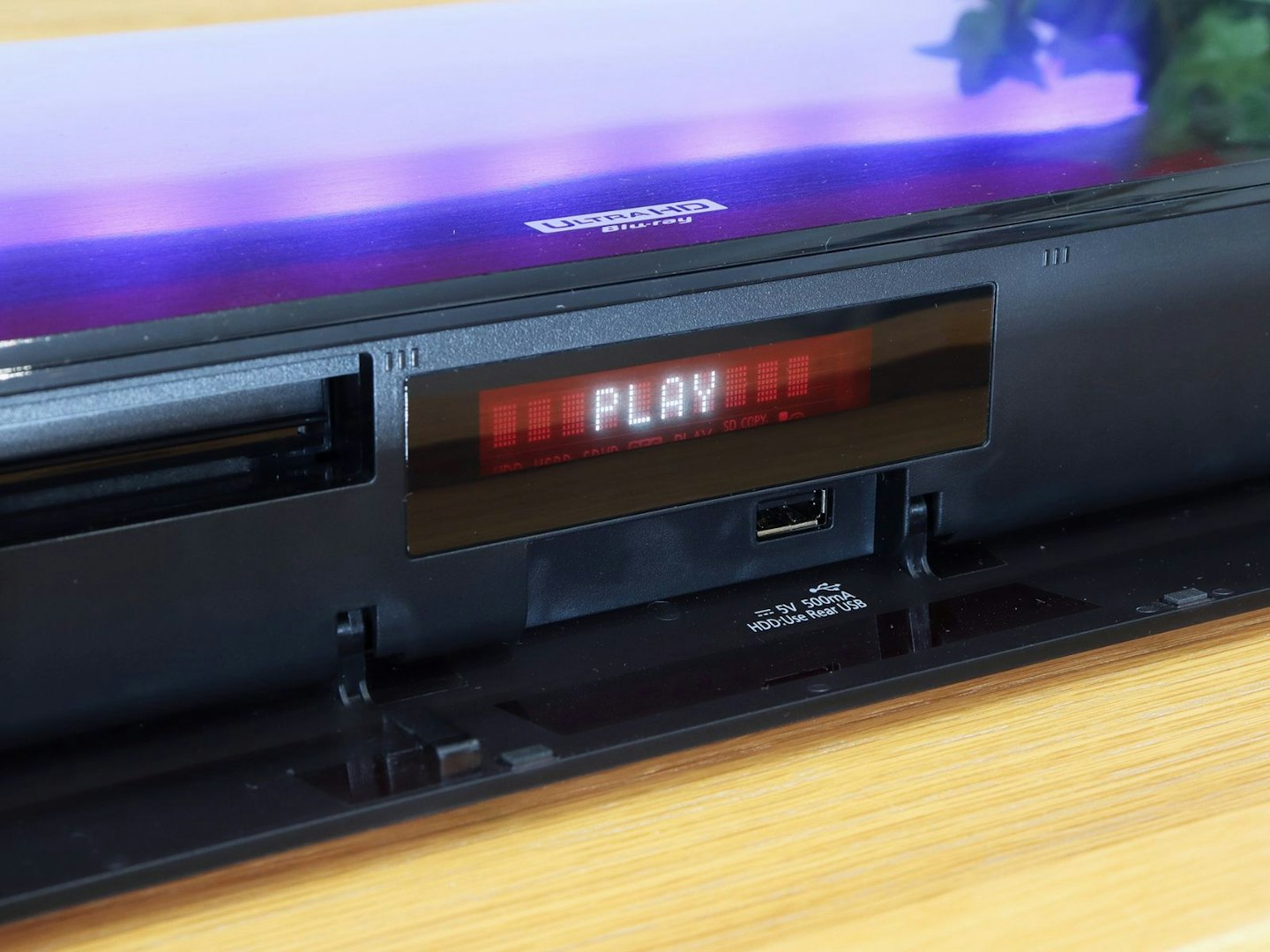 Panasonic DP-UB820EB Blu-ray Player front flap and display