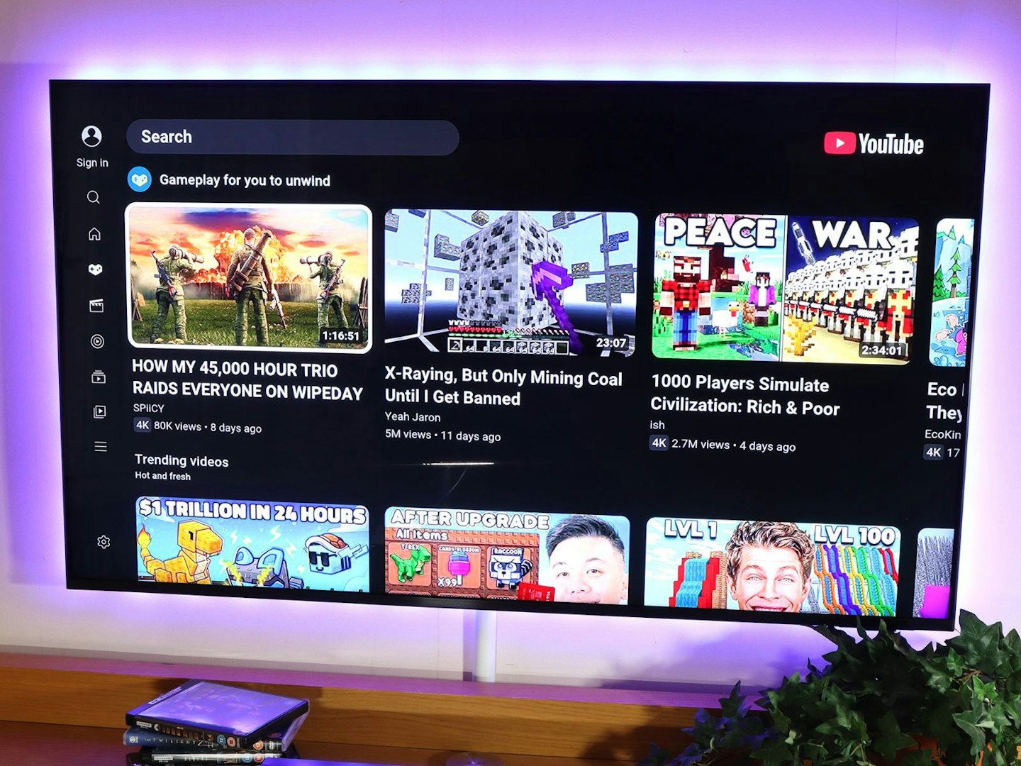 Panasonic DP-UB820EB Blu-ray Player - youtube app on TV