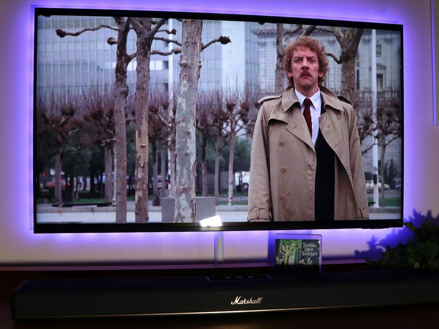 marshall heston 120 soundbar - invasion of the body snatchers on TV