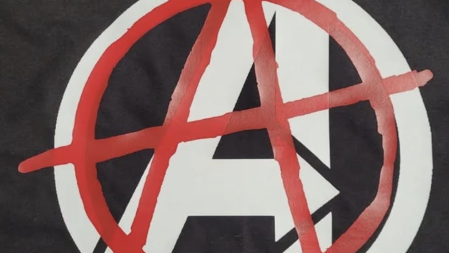 Ryan Reynolds Teases Deadpool And Avengers Team-Up Amid Doomsday Production