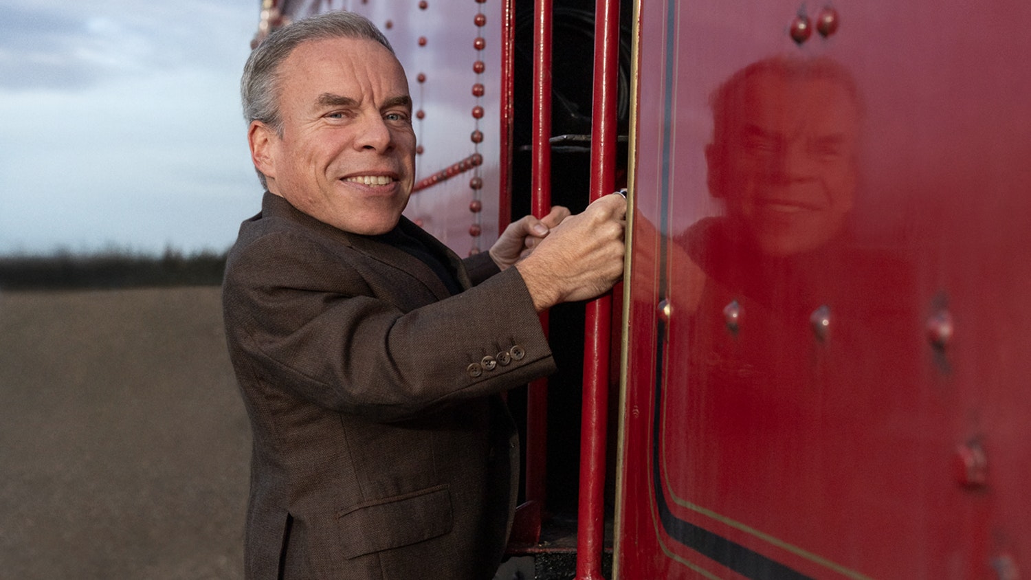 Harry Potter HBO Series Bringing Warwick Davis Back As Professor Flitwick