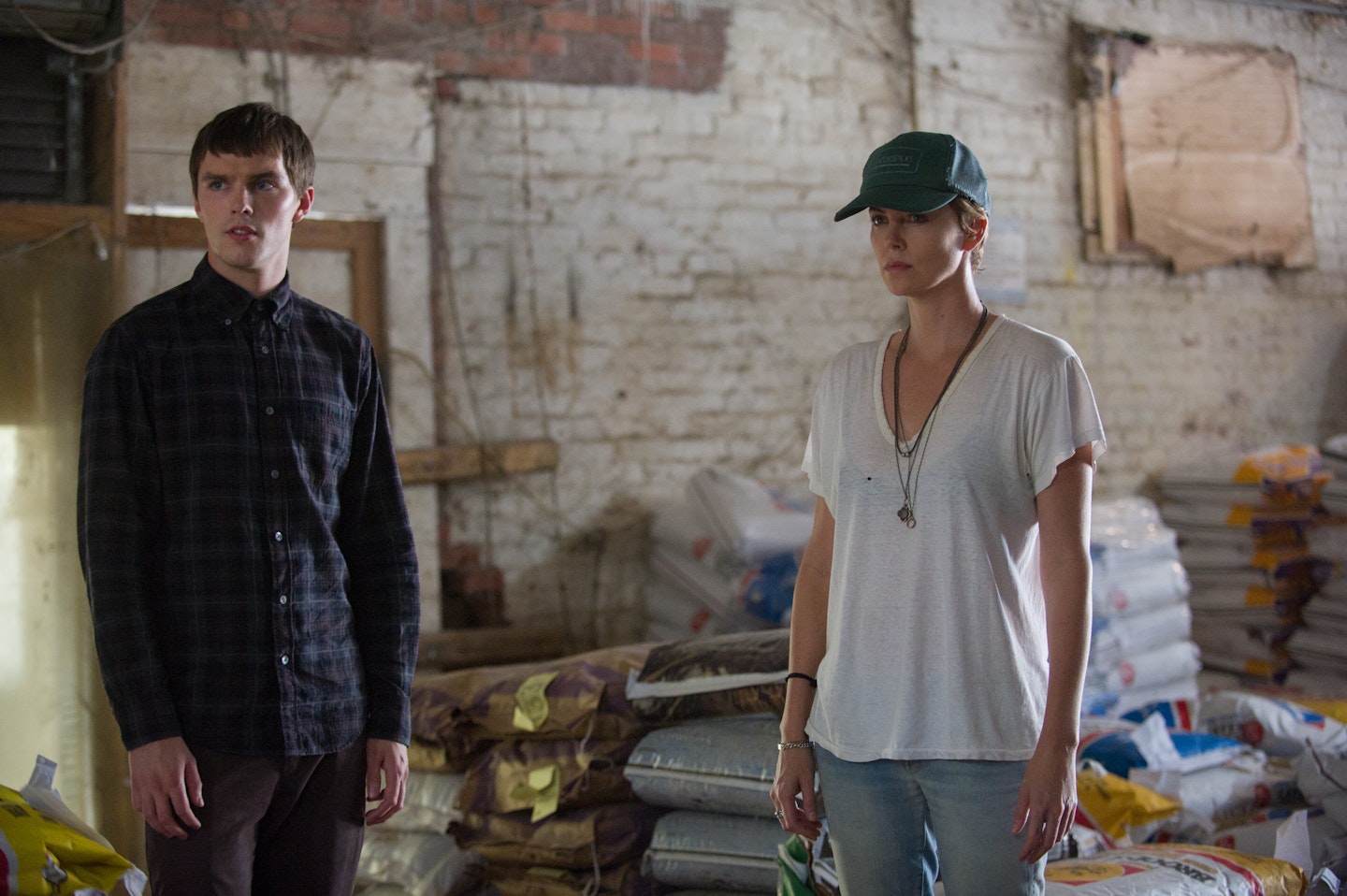 Nicholas Hoult and Charlize Theron in Dark Places