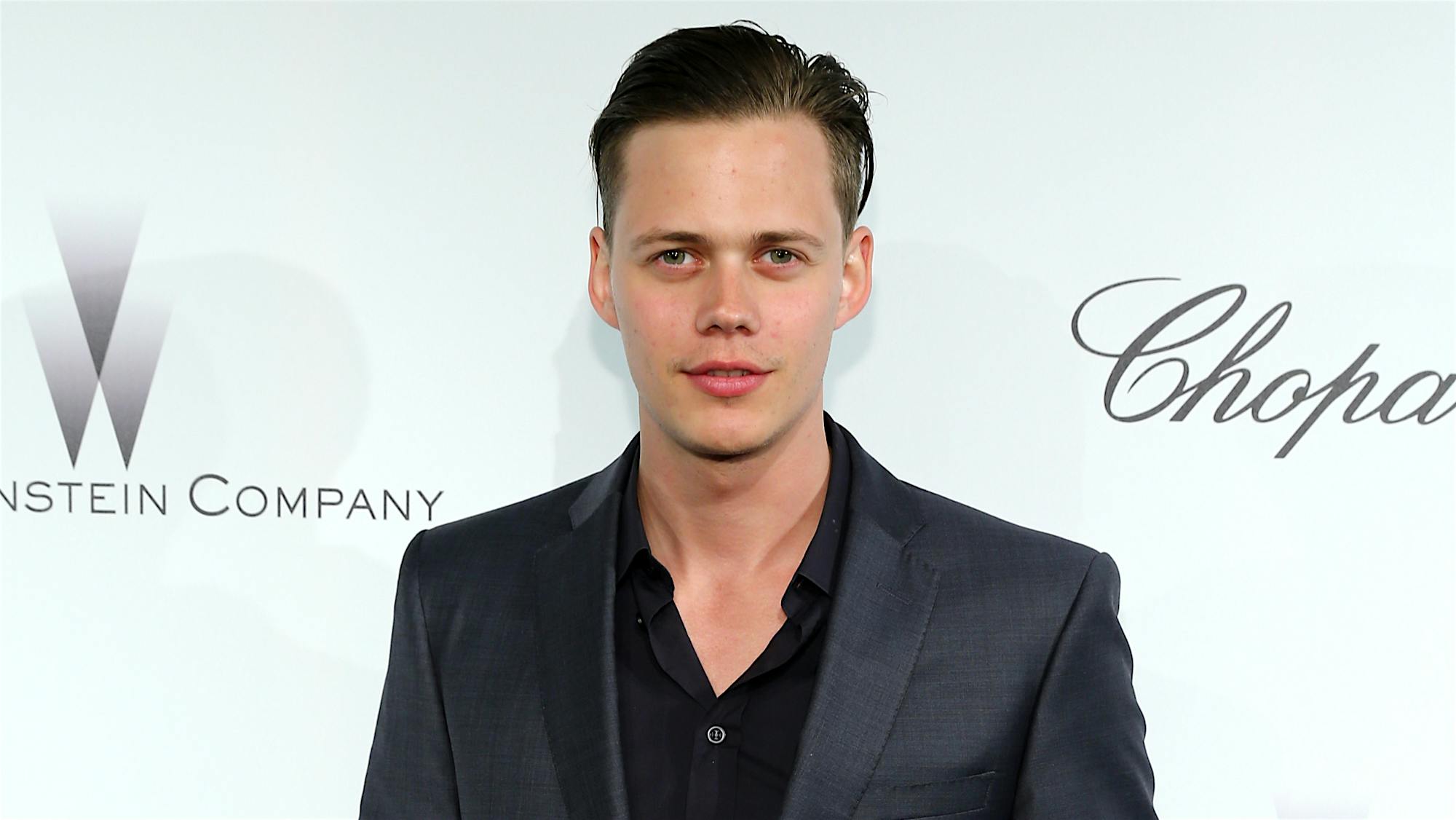 First Look At Bill Skarsgård As The New Pennywise From It | Movies ...