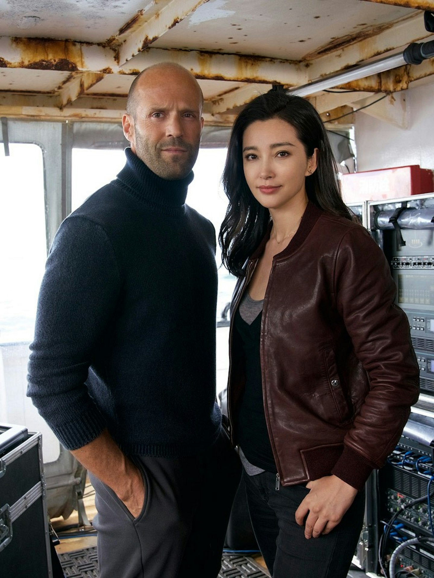 Jason Statham and Li Bingbing on the set of Meg