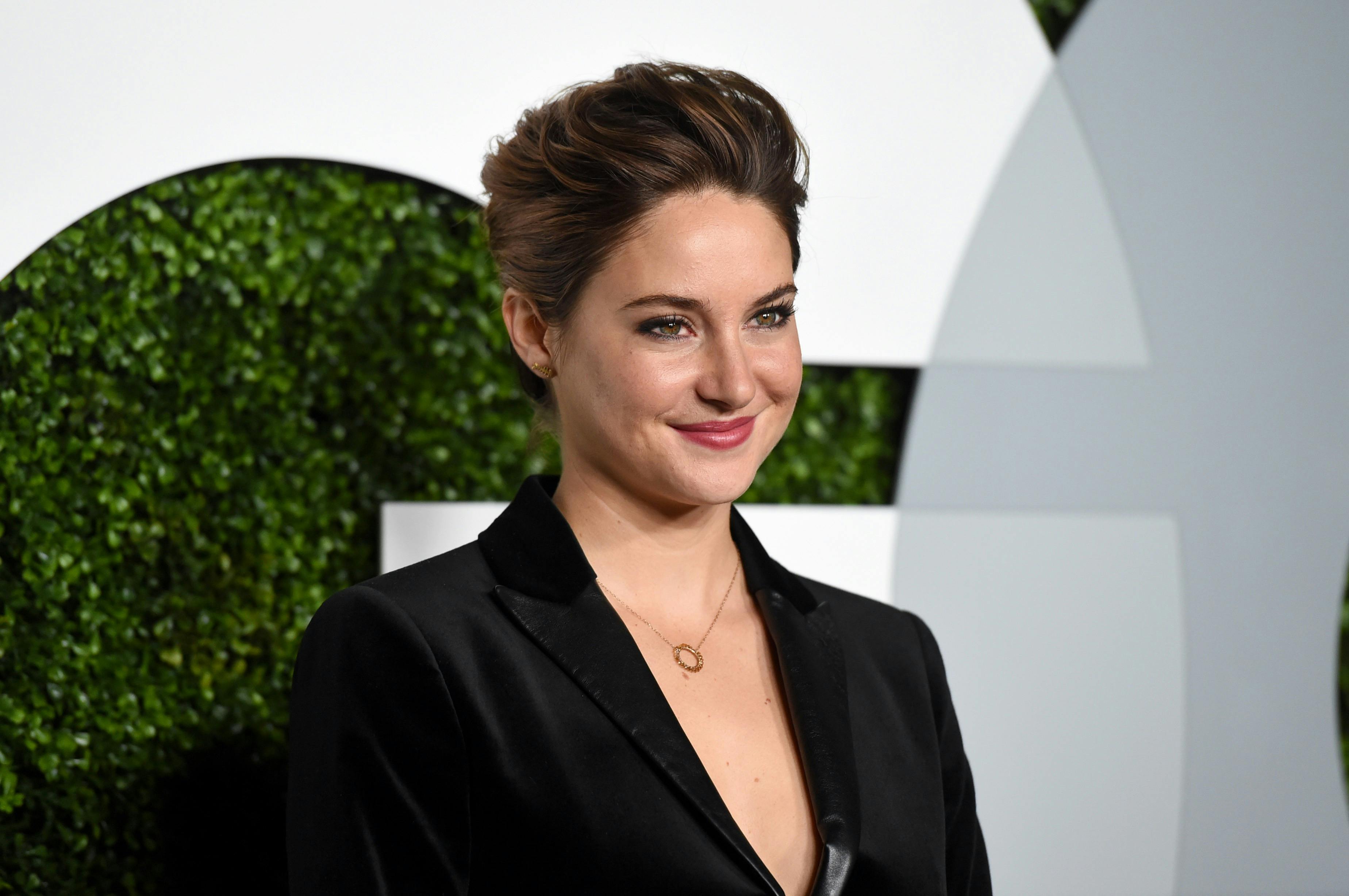 Shailene Woodley Joins Jack Whitehall In New Comedy Robots Movies   Shailene Woodley 