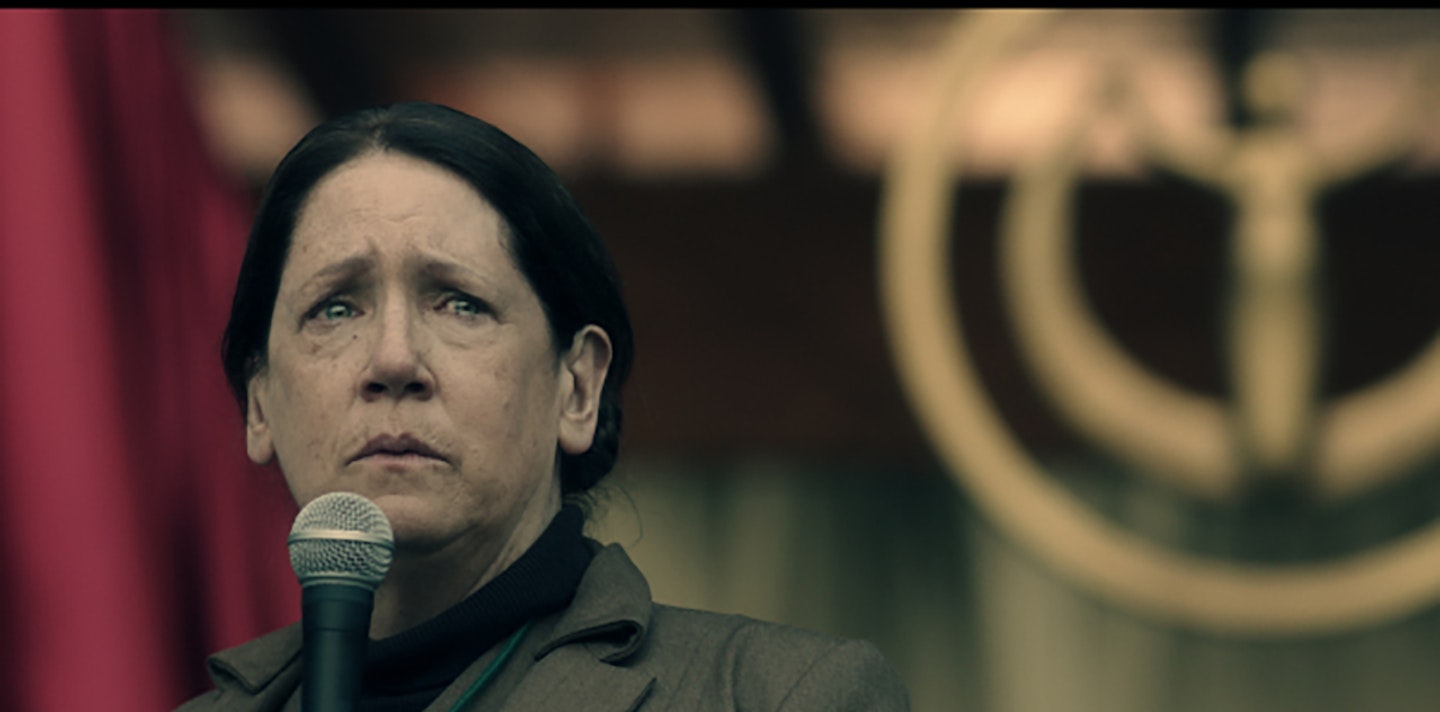 handmaids-tale-ann-down-as-aunt-lydia1