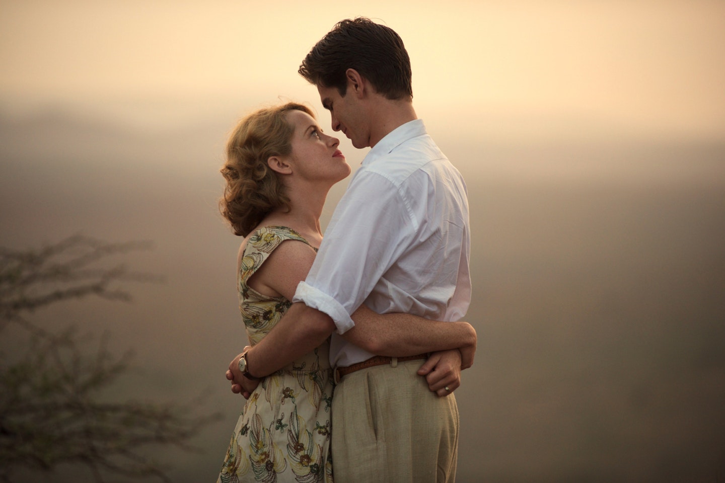 Claire Foy and Andrew Garfield in Breathe