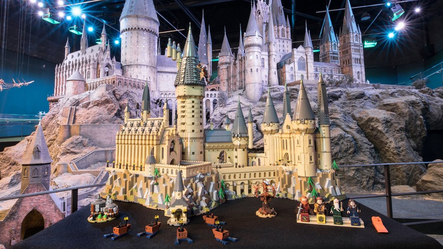 Huge harry potter hogwarts castle new arrivals