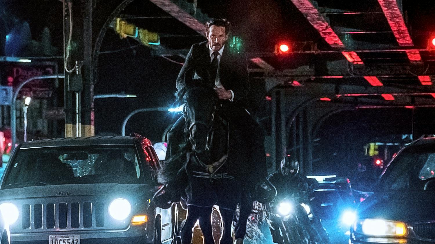 John Wick: Chapter 3 – Exclusive Image of Keanu Reeves Horse Stunt ...