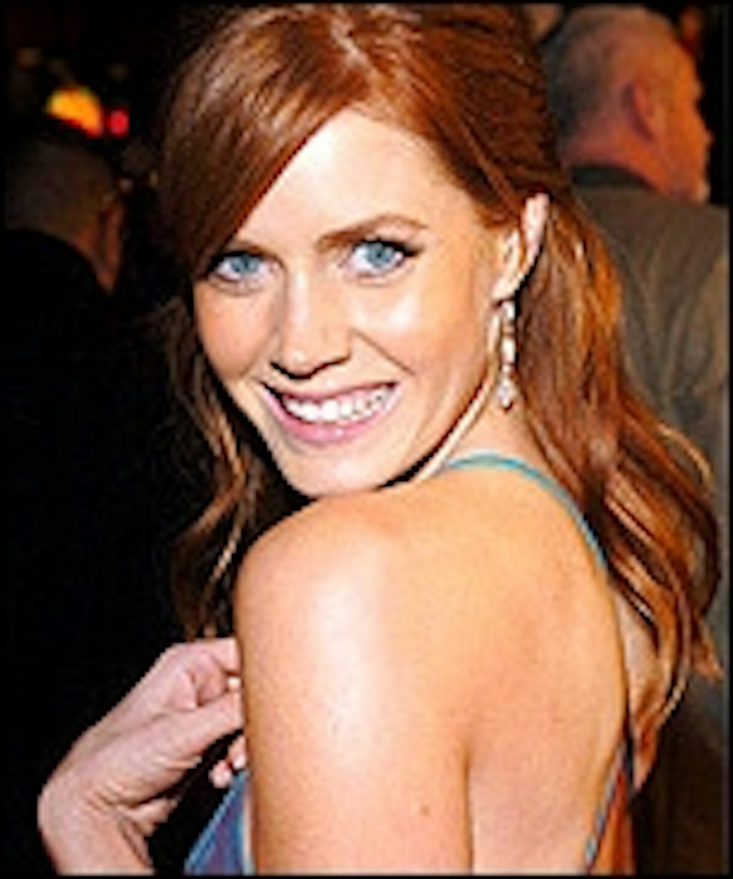 Amy Adams Has Trouble With The Curve