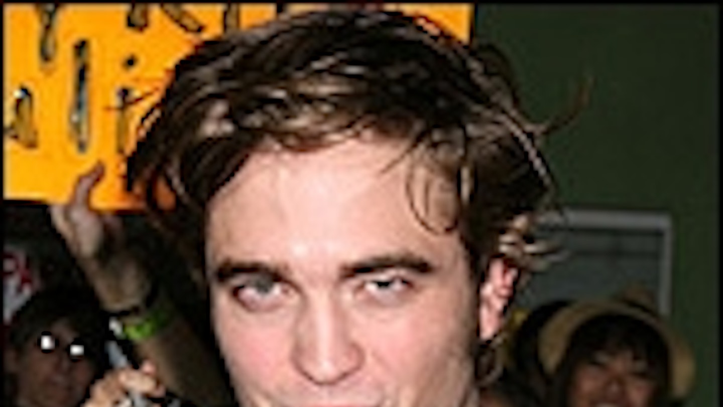 Robert Pattinson To Star In Memoirs