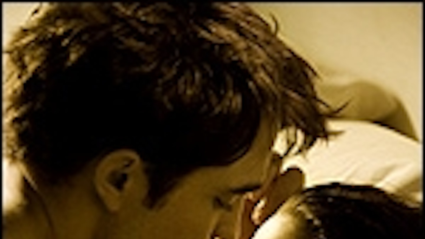 First Breaking Dawn Teaser Poster Online