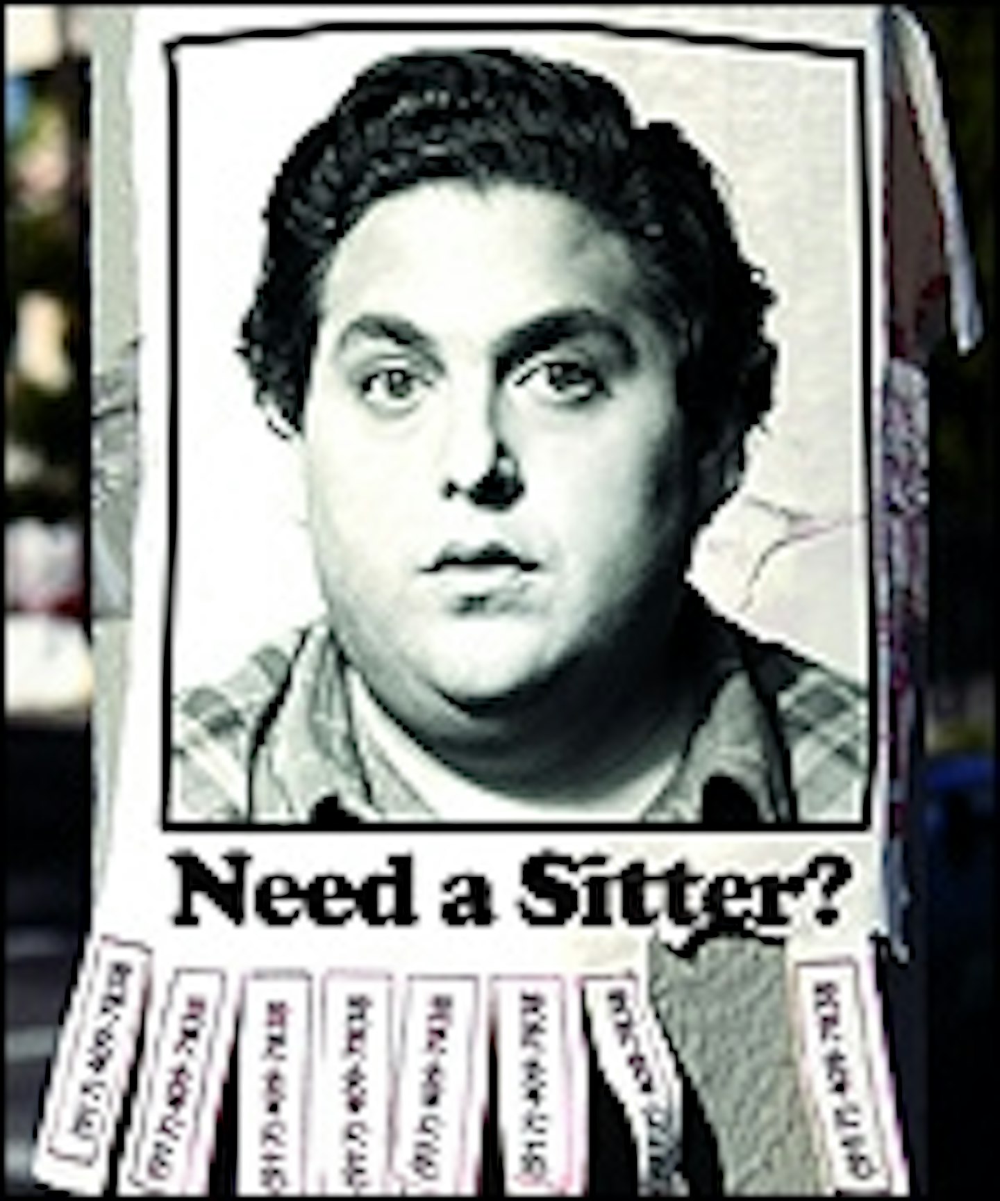 New Red Band Trailer For The Sitter
