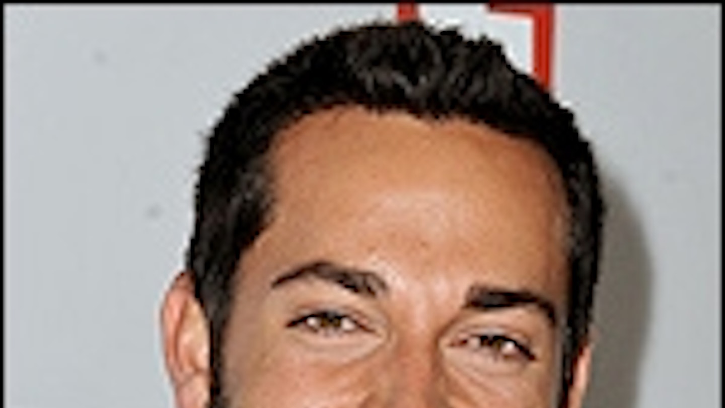 Zachary Levi In Talks For Thor 2