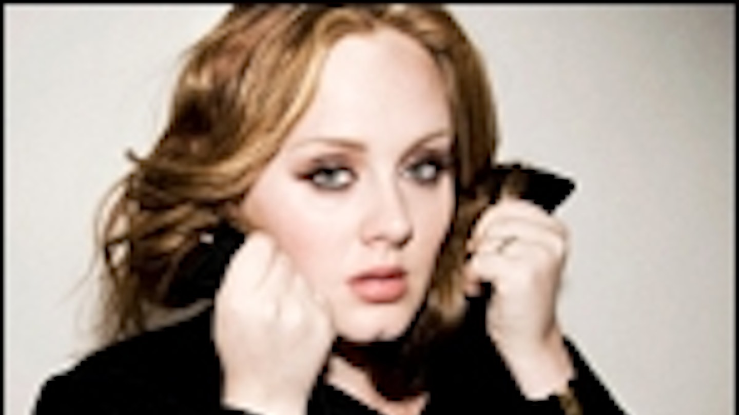 Adele Tweets Proof She's Singing Skyfall
