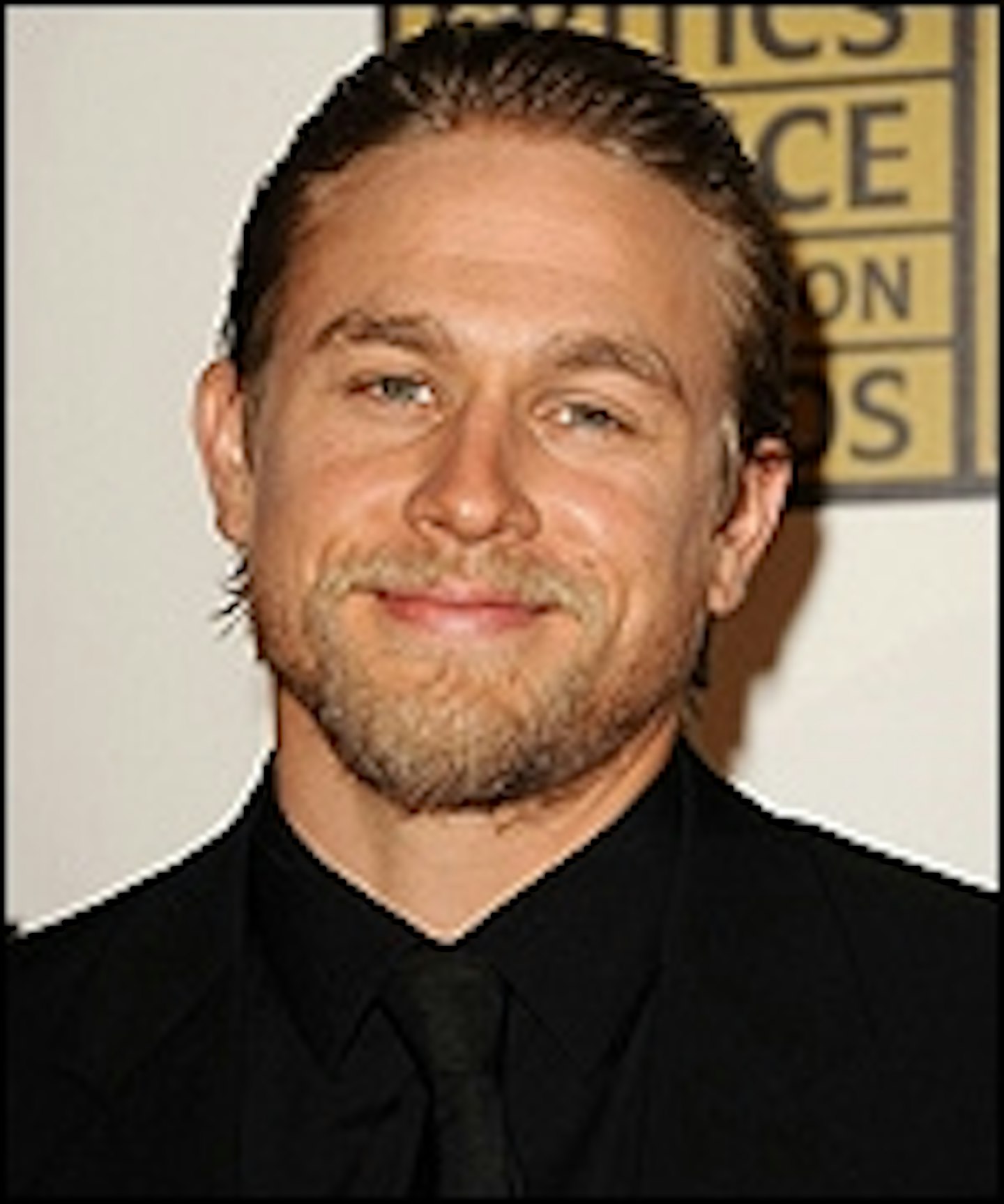 Charlie Hunnam In Line To Be King Arthur