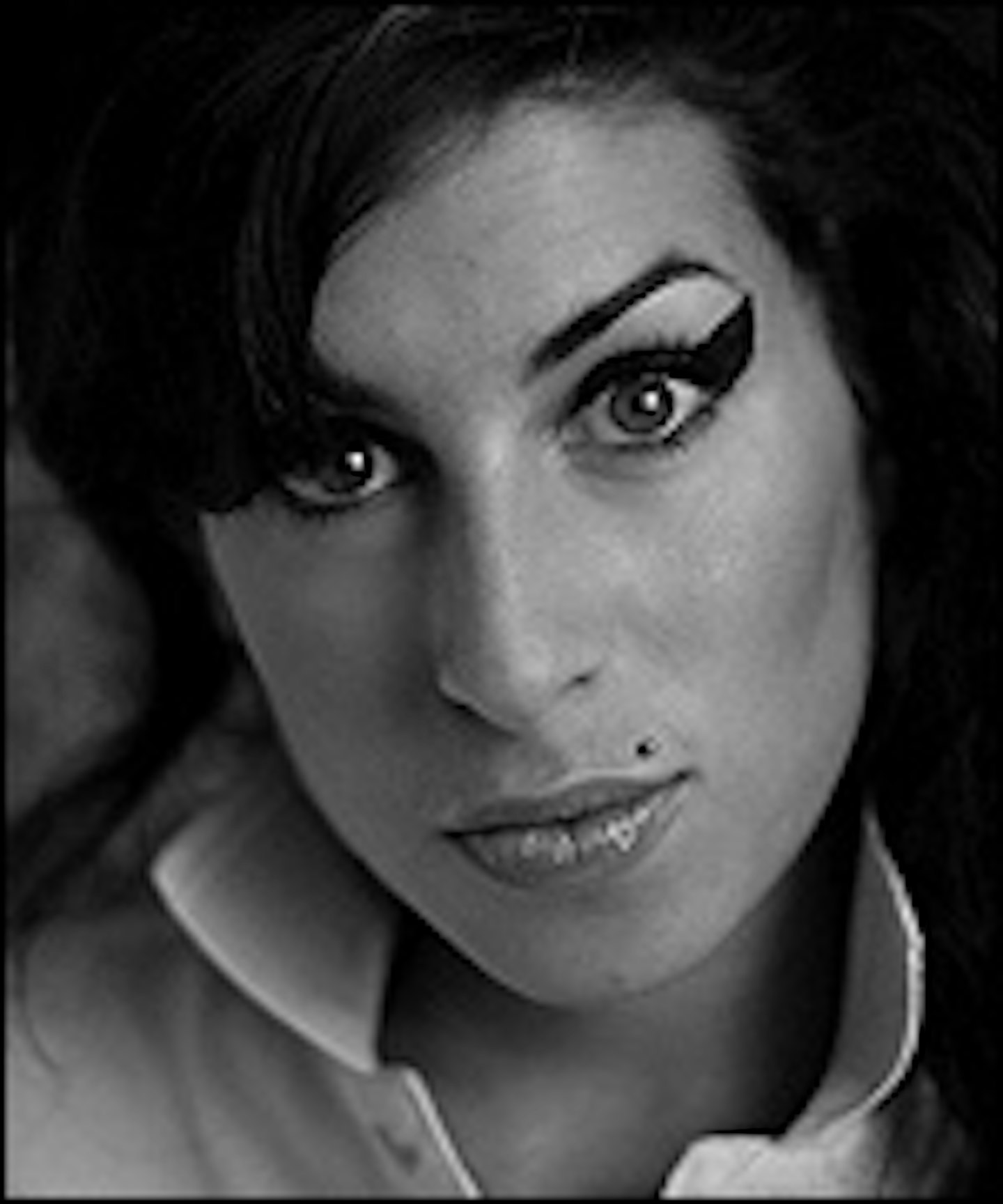 First Trailer For Amy Winehouse Documentary