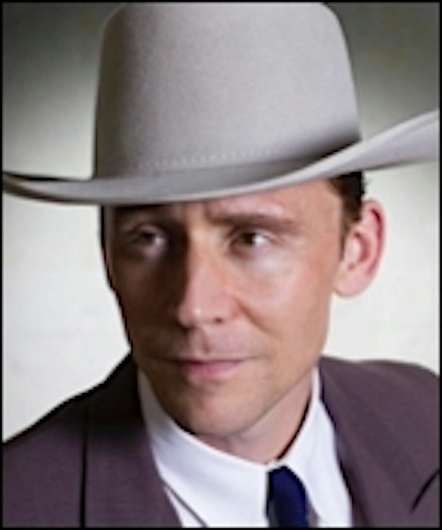 Initial Image Of Tom Hiddleston As Hank Williams In I Saw The Light