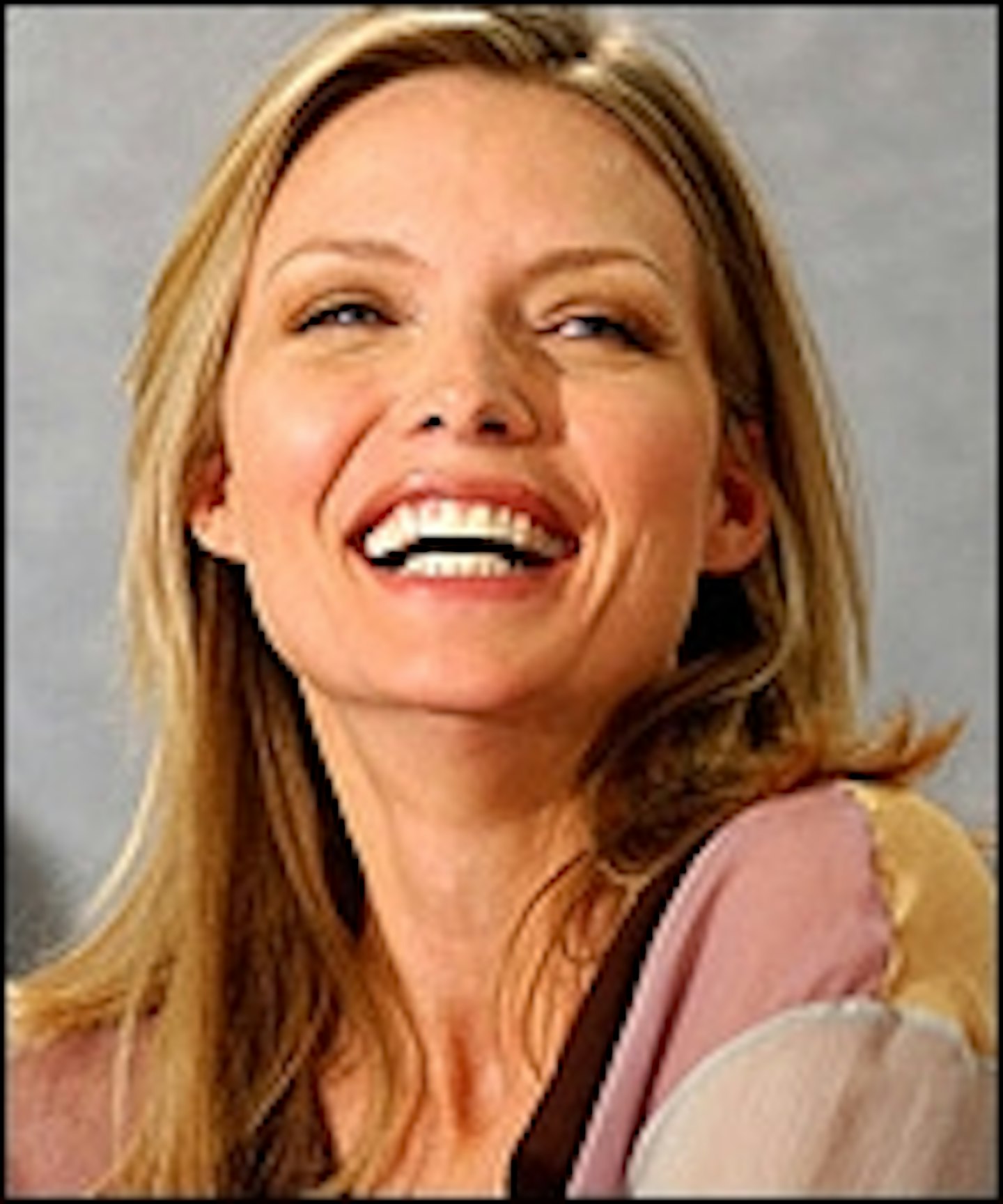 Michelle Pfeiffer Says Welcome To People