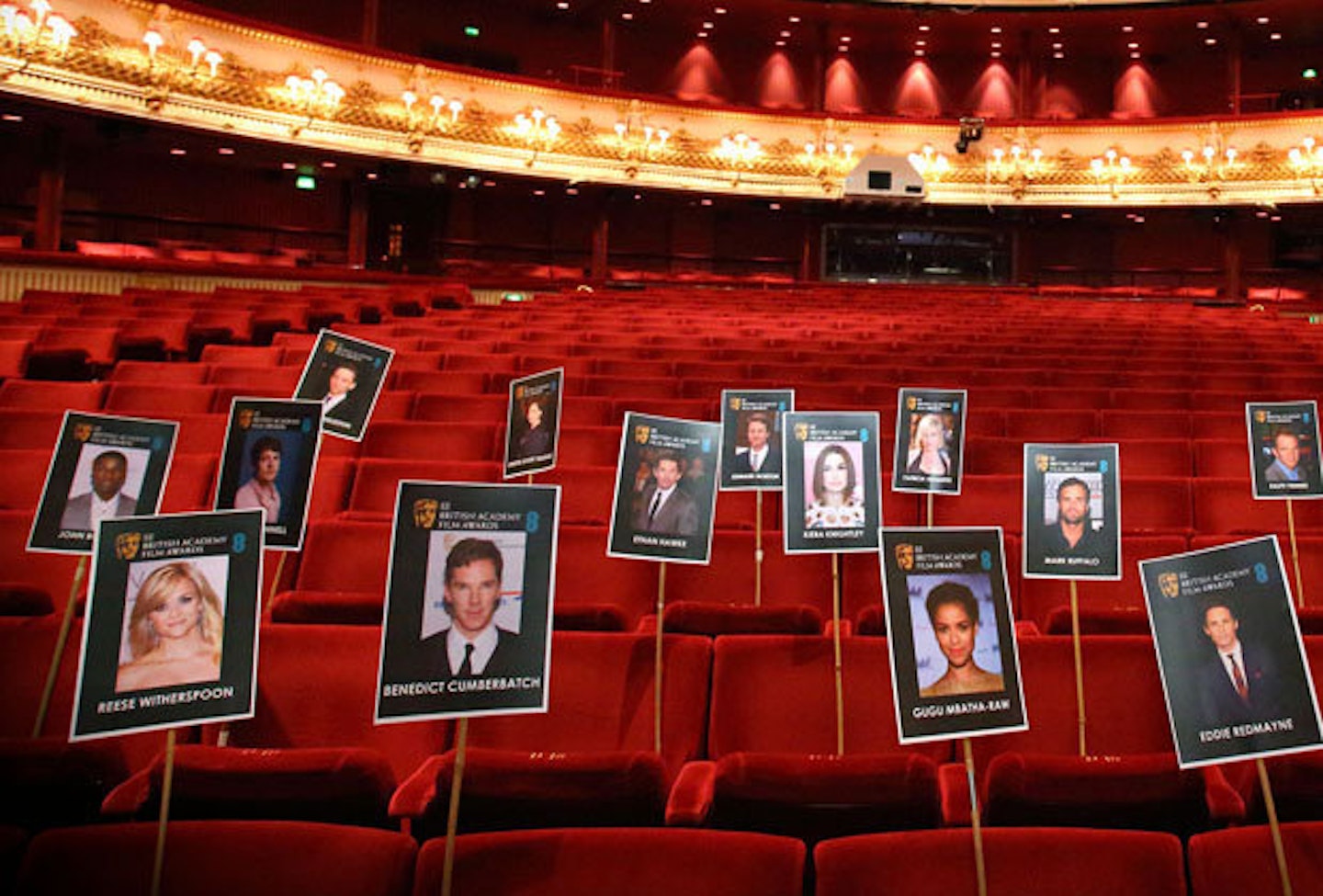 Gallery: BAFTAs 2015 Red Carpet 