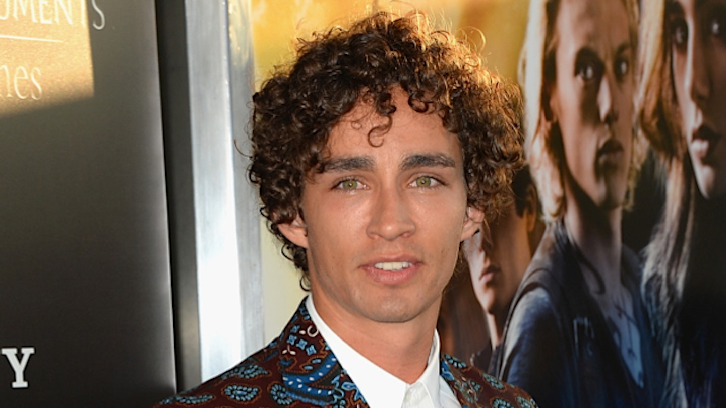 Robert-Sheehan-Statistical-probability-love-at-first-sight